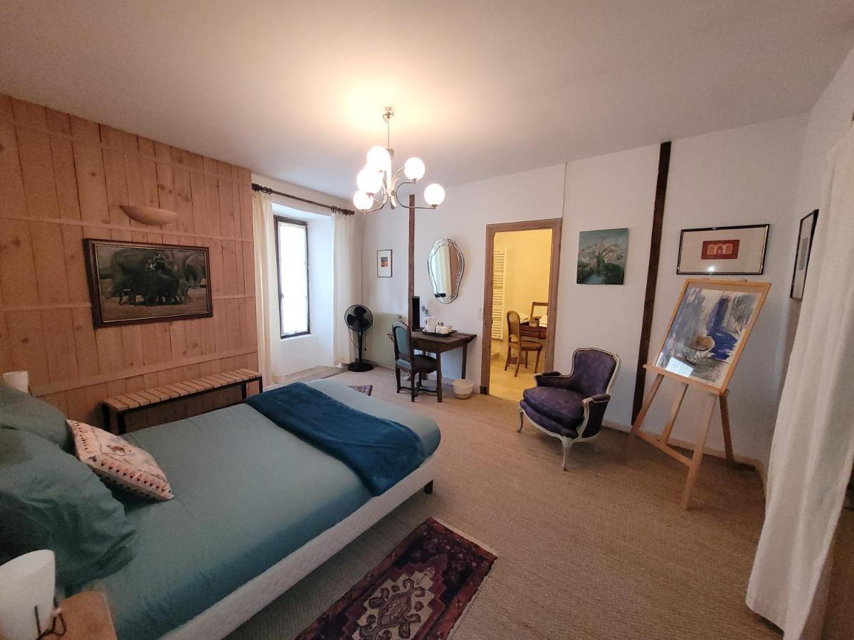 Bed and Breakfast La Cressonnière Parthenay Esterno foto