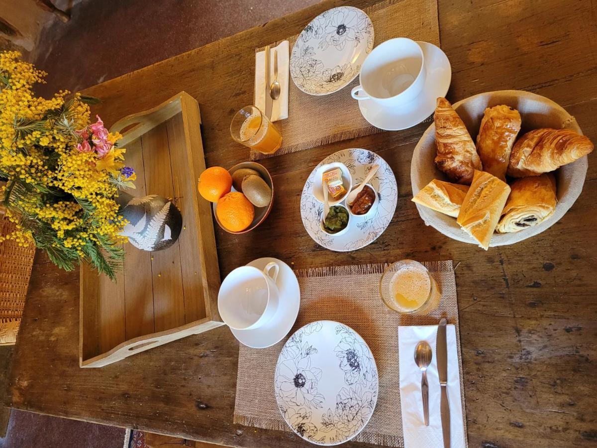 Bed and Breakfast La Cressonnière Parthenay Esterno foto