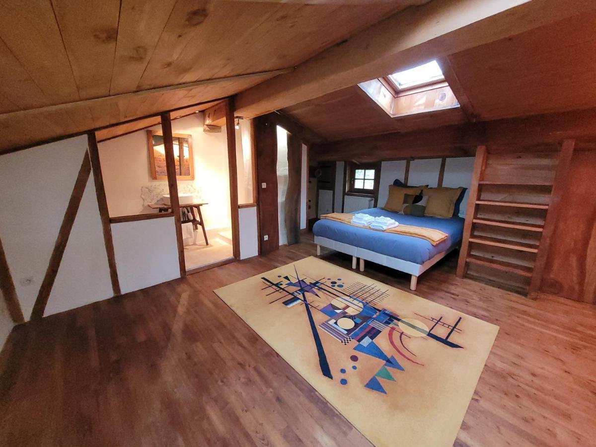 Bed and Breakfast La Cressonnière Parthenay Esterno foto
